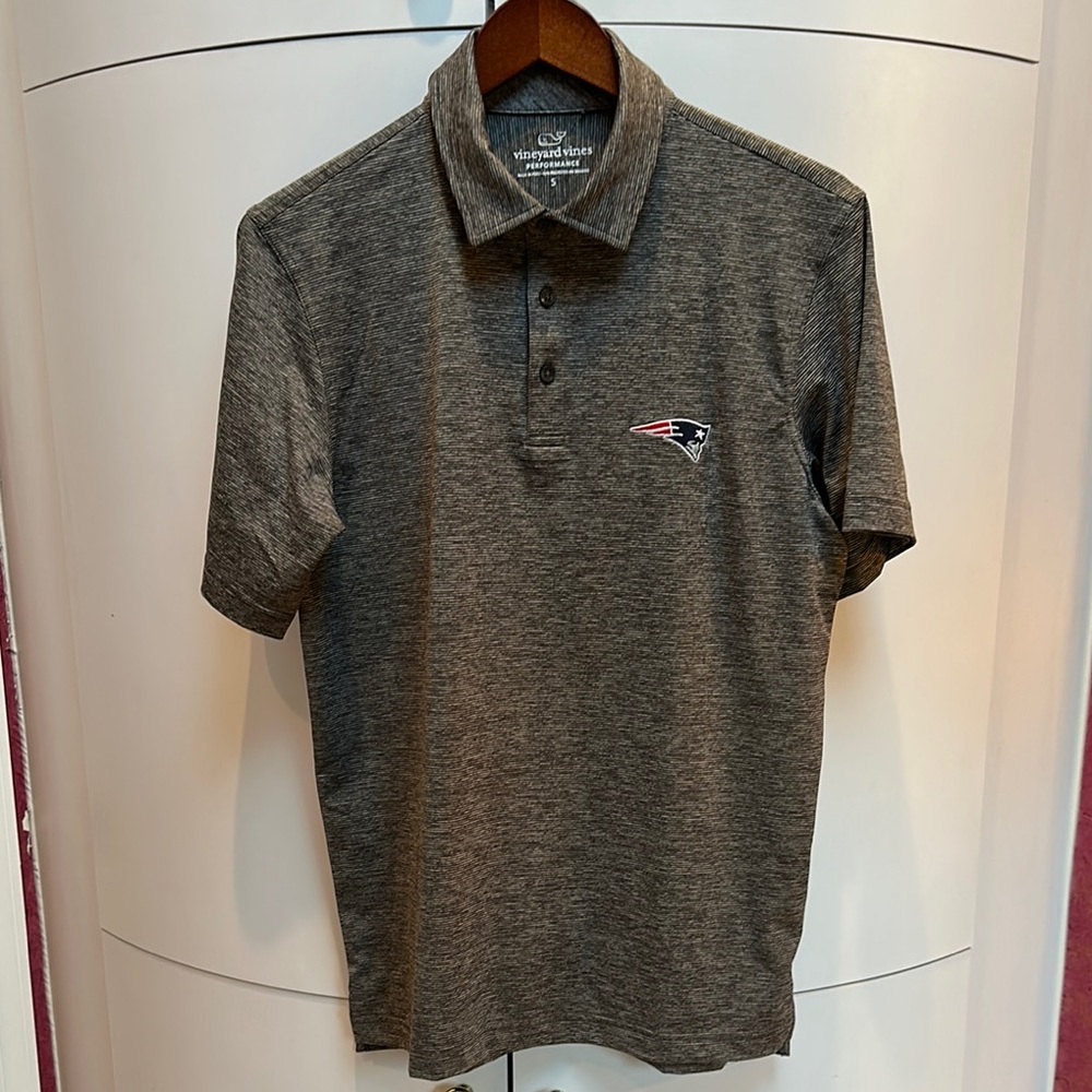 Vineyard Vines Gray Polo Shirt Classic Knit Design